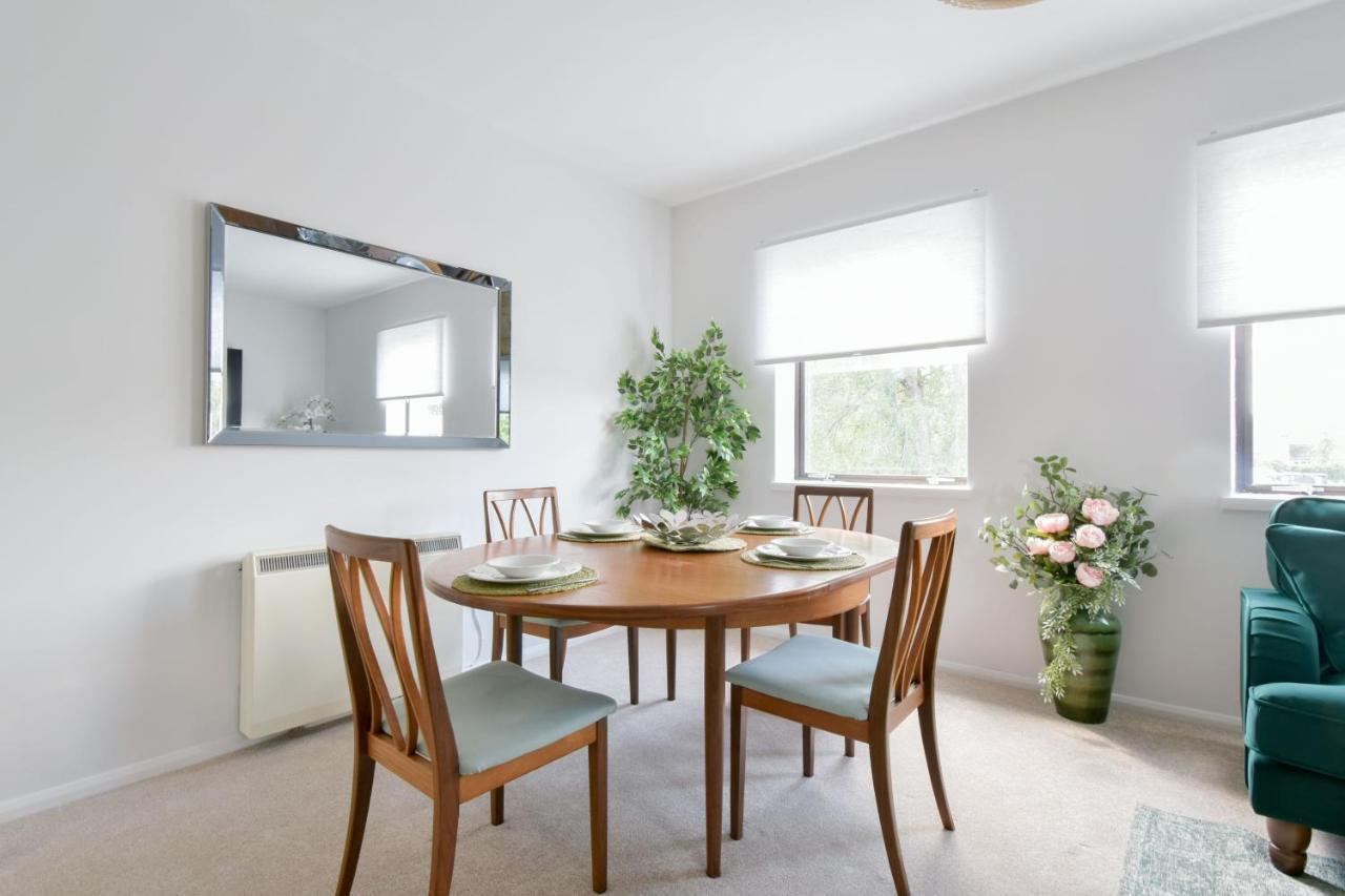 Luxury Spacious 2 Bed Apartment Shilton  Eksteriør billede