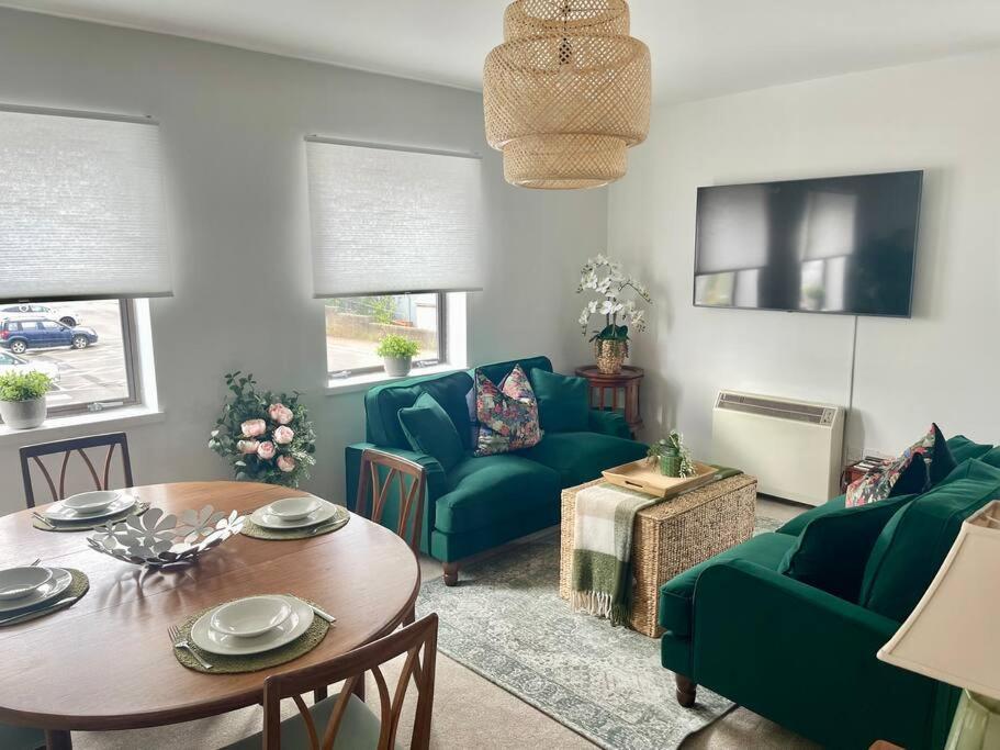 Luxury Spacious 2 Bed Apartment Shilton  Eksteriør billede